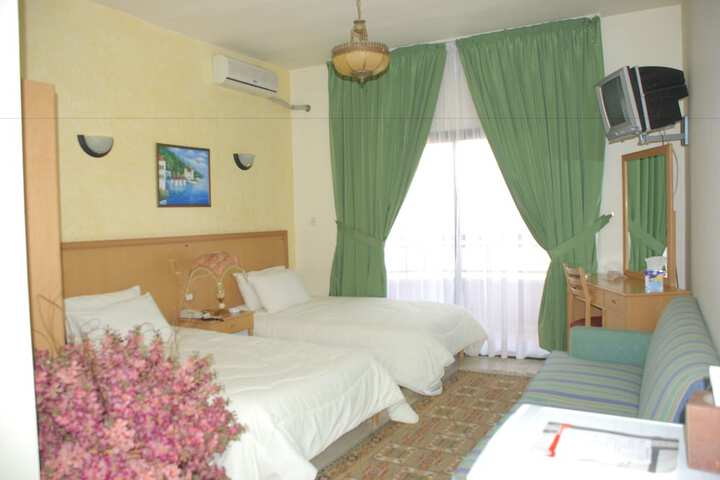 Room 9 of 52
