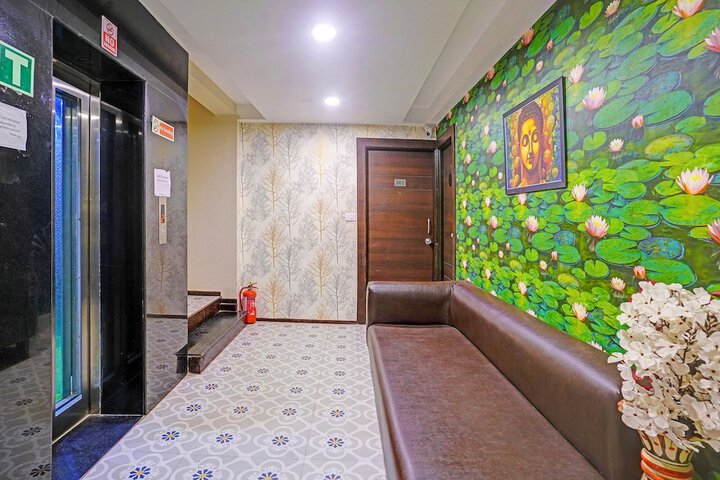 Hotel Interior 9 of 30