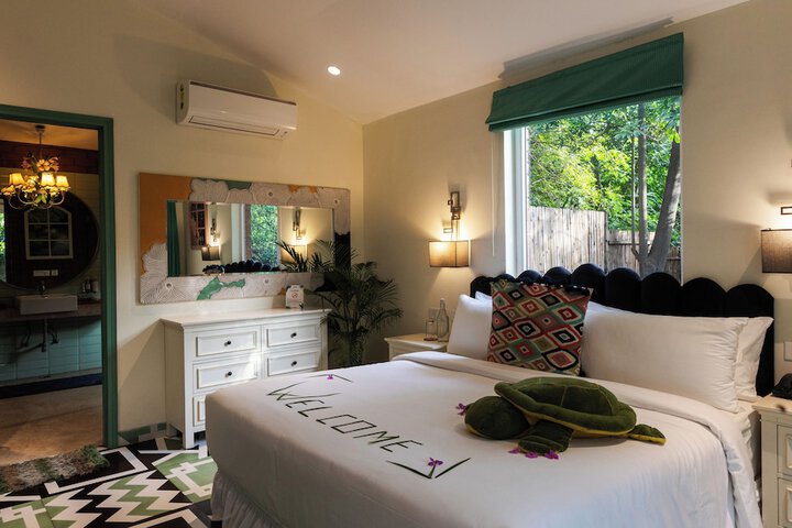 Room 21 of 37
