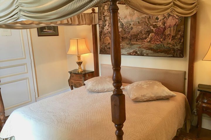 Room 19 of 125