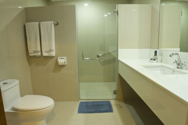 Clean Restrooms