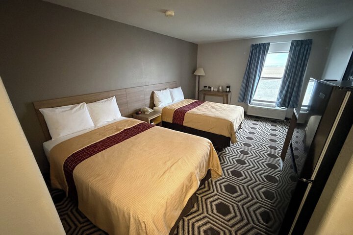 Room 9 of 27