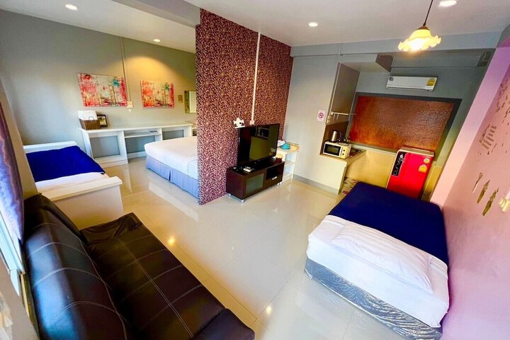 Room 15 of 26