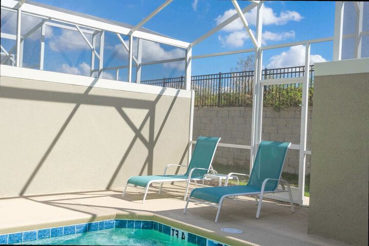 Pool 27 of 59