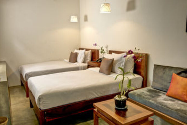 Room 35 of 73