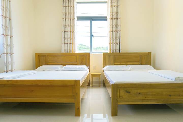 Room 10 of 23