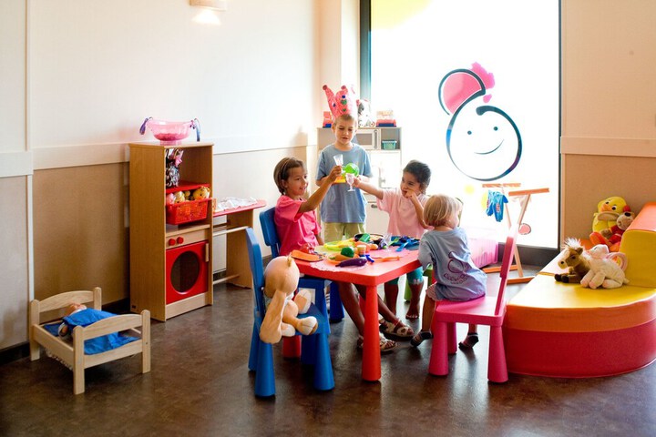 Childrens Activities 43 of 64