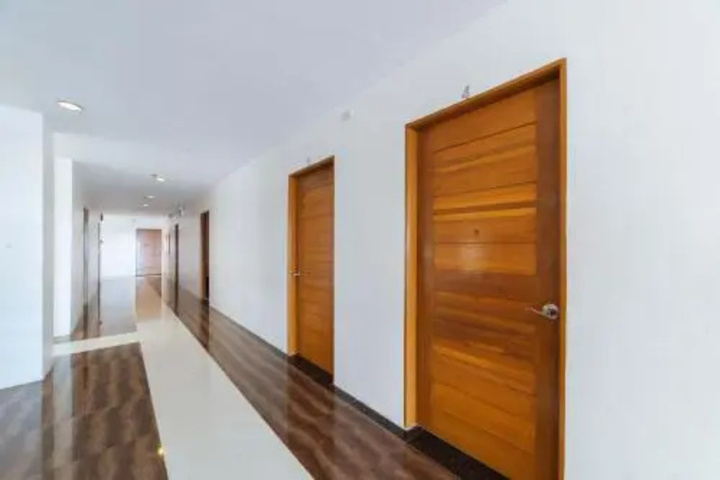 Room 7 of 10