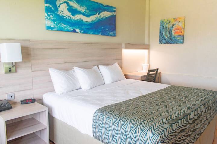 Room 4 of 35