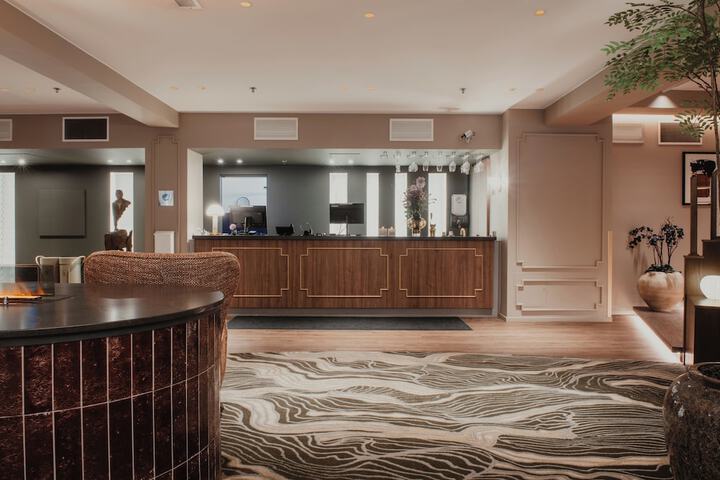 Hotel Interior 14 of 157