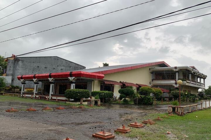 Hotel Exterior 15 of 15