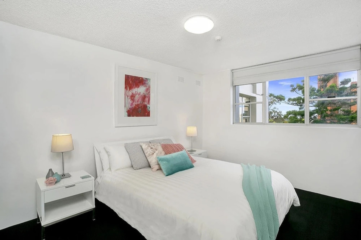 Room 2 of 11