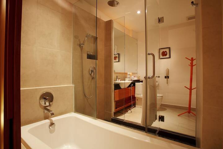 Room 116 of 188