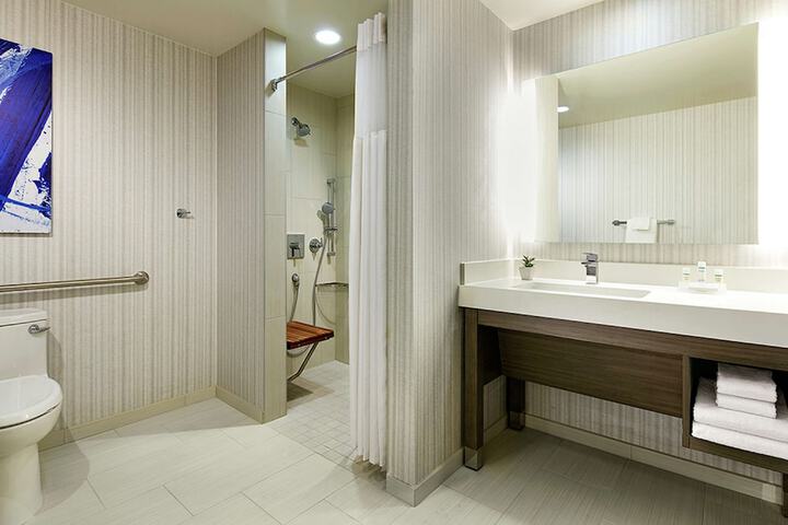 Bathroom shower