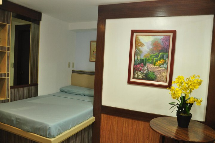 Room 15 of 43