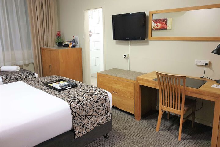 Room 22 of 63