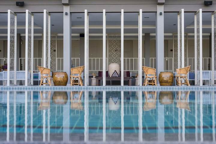 Pool 29 of 54