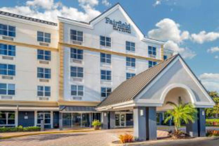 Hotel 13 of 33