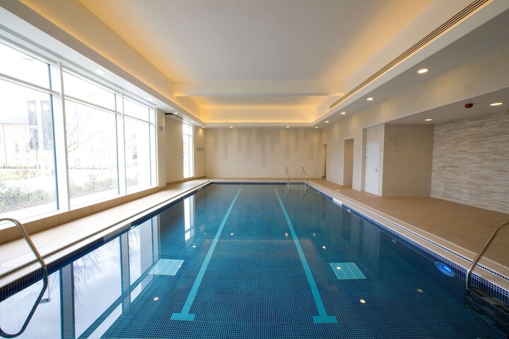 Hotel Pool