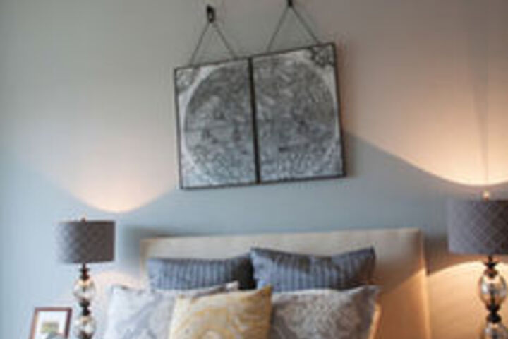 Room 11 of 28