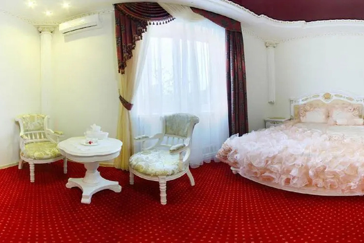 Mishel Hotel