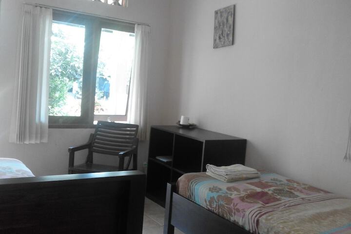 Room 5 of 52