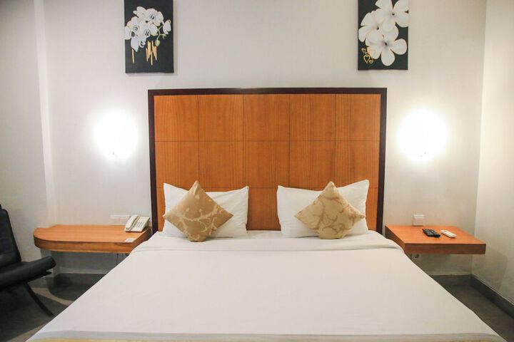 Room 15 of 24