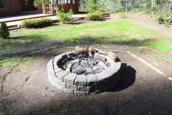 Property Grounds 11 of 17