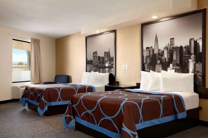 2 Double Beds (5 of 6)