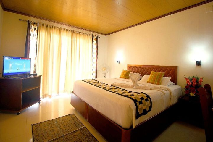 Room 6 of 51