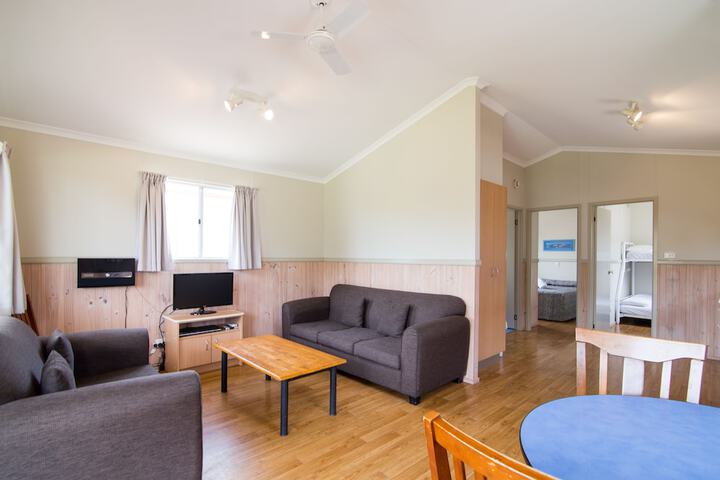 Room 15 of 32
