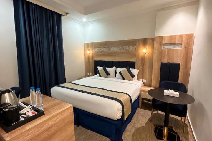 Room 20 of 53