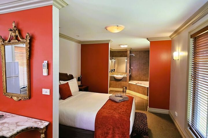 Room 21 of 74