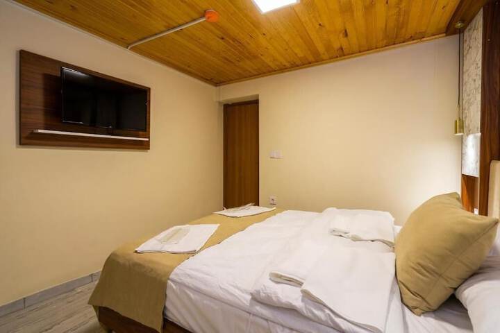 Room 18 of 55