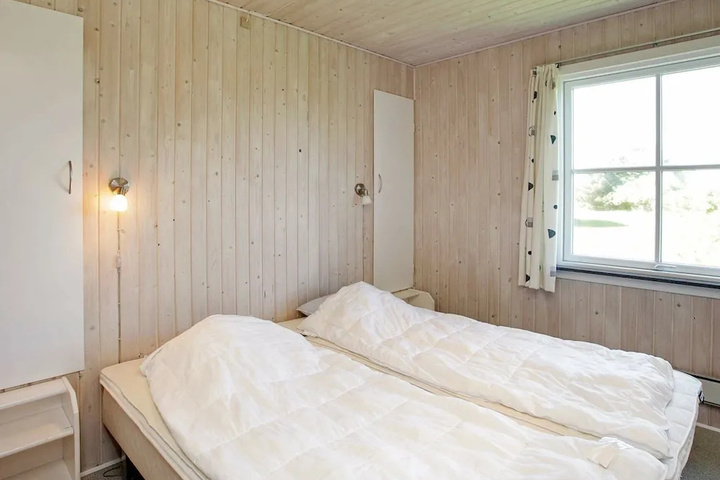 Room 3 of 19