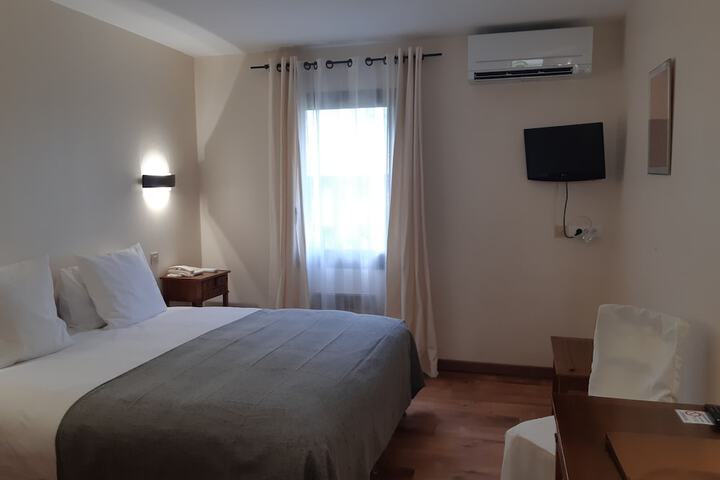 Room 5 of 30