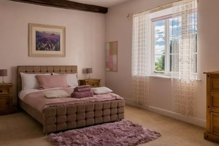 Room 3 of 12