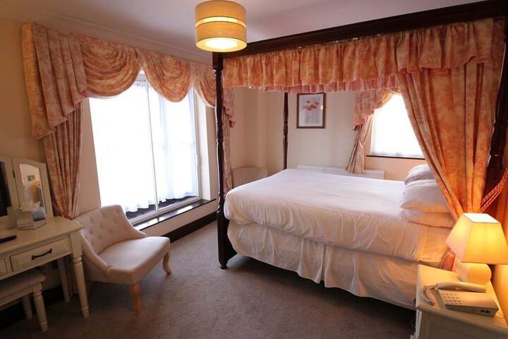Room 59 of 140