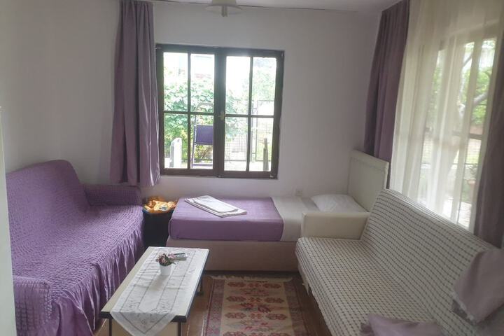 Room 2 of 6