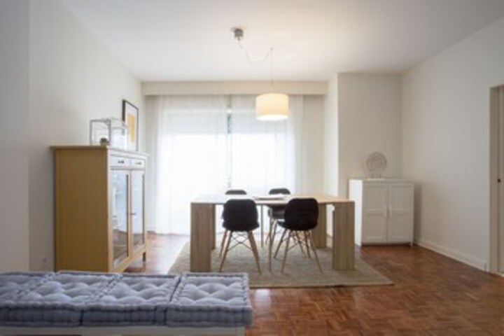 Room 18 of 25