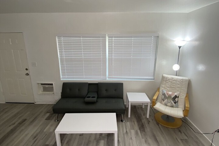 Premier Studio Suite (21 of 26)