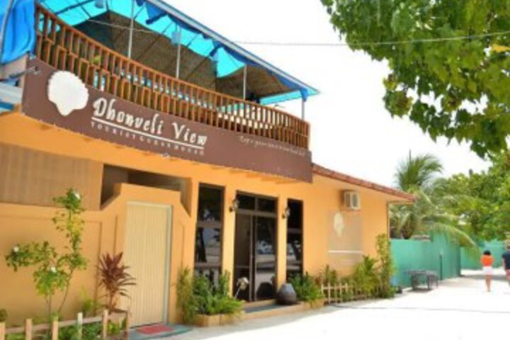 Dhonveli Palm Beach View