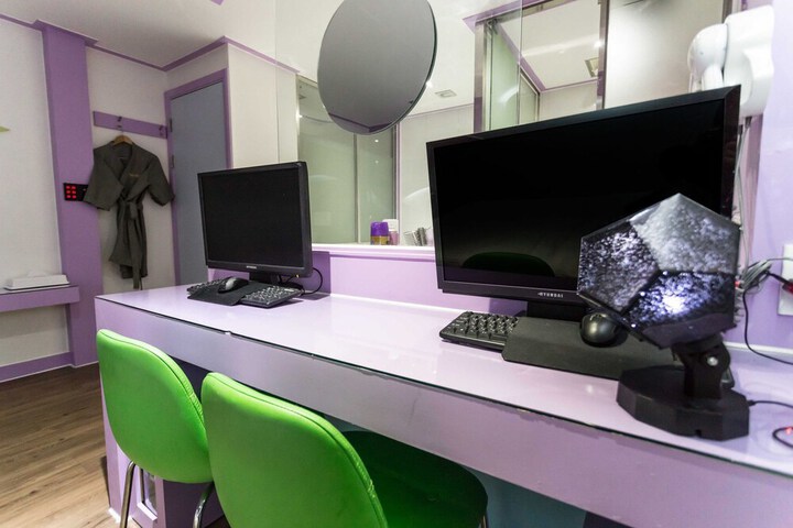 Room 40 of 54