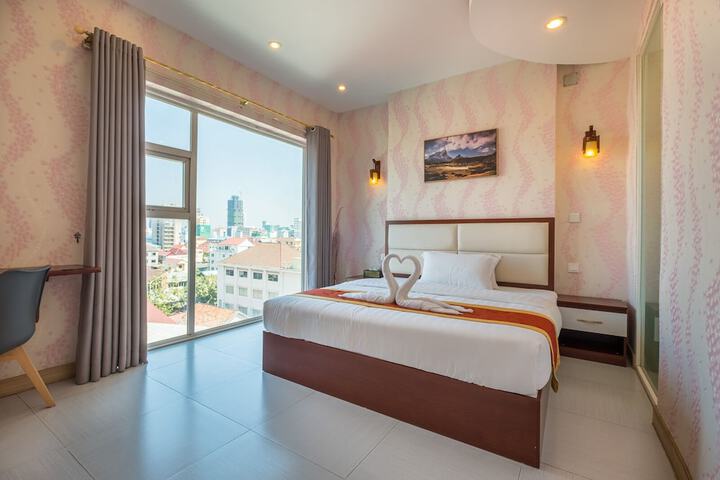 Room 6 of 46