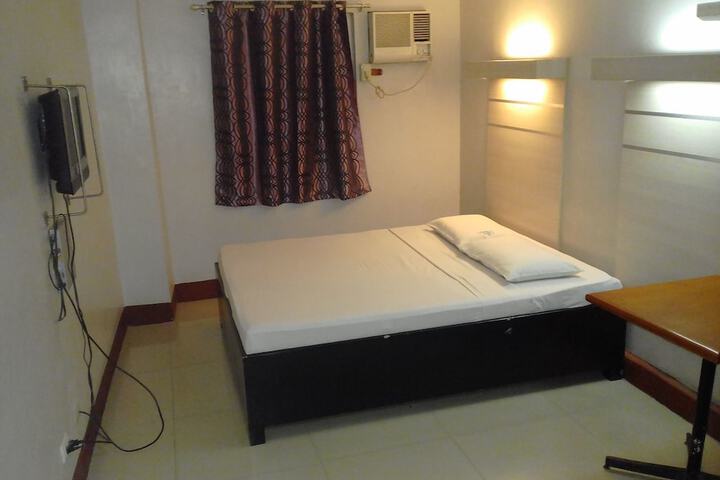 Room 36 of 94