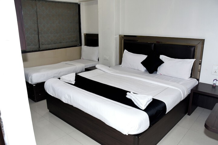 Room 8 of 54