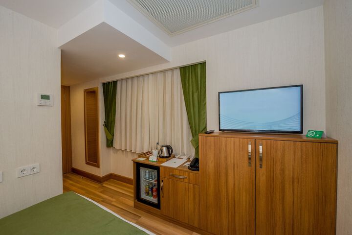 Room 13 of 56