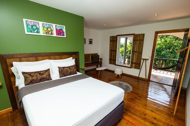 Room 2 of 22