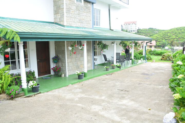 Terrace/Patio 17 of 28