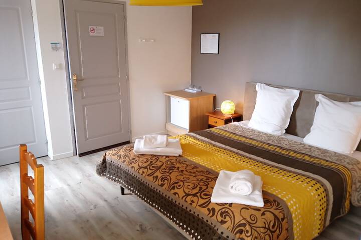 Room 5 of 53